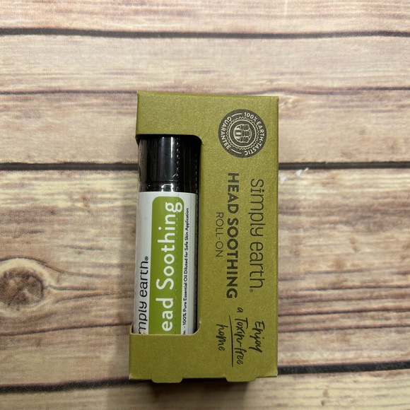 Simply Earth Head Soothing Essential Oil Blend Roll On - Picture 3 of 5